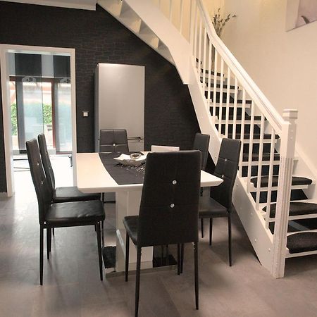 Zum Kaeutzchen 120Qm Ferienhaus 8 Personen 4 Schlafzimmer Nossentiner Huette ภายนอก รูปภาพ