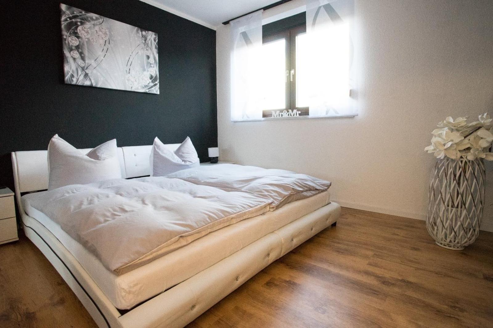 Zum Kaeutzchen 120Qm Ferienhaus 8 Personen 4 Schlafzimmer Nossentiner Huette ภายนอก รูปภาพ