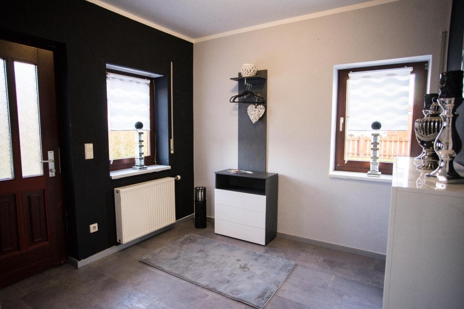 Zum Kaeutzchen 120Qm Ferienhaus 8 Personen 4 Schlafzimmer Nossentiner Huette ภายนอก รูปภาพ